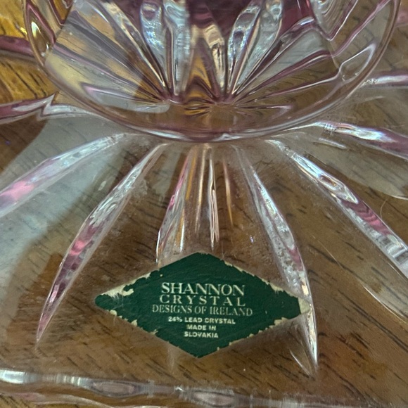 Shannon Crystal Vase with Lid - Picture 5 of 5